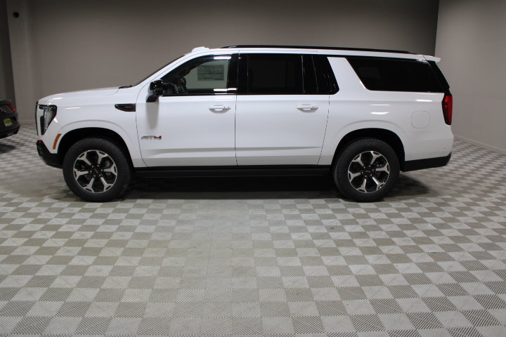 2026 GMC Yukon XL AT4 - Photo 9