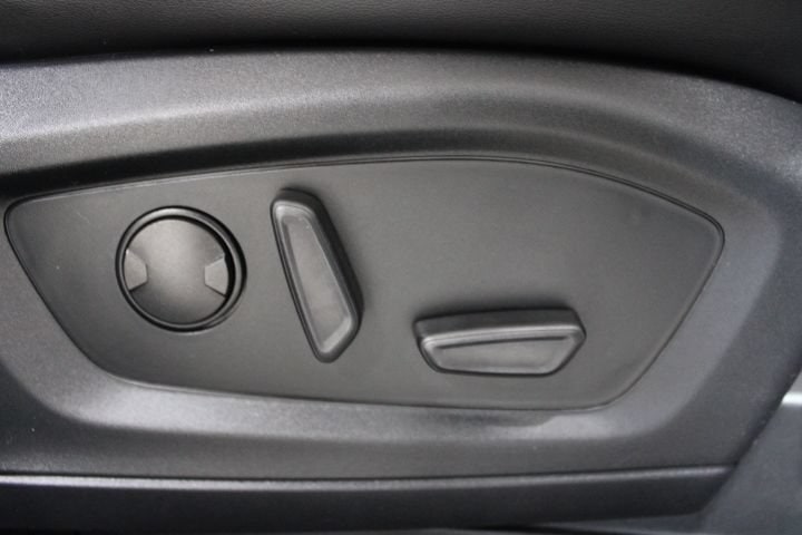 2023 Ford Explorer XLT - Photo 26