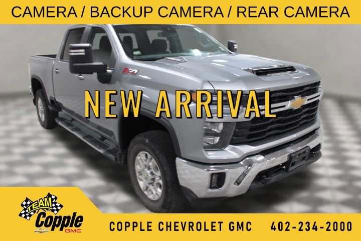 2024 Chevrolet Silverado HD LT 4WD Crew Cab Standard Box's photo