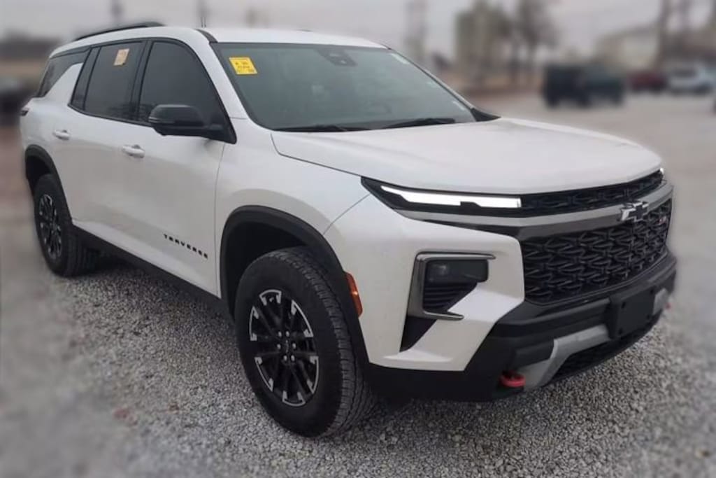 Used 2024 Chevrolet Traverse Z71 SUV