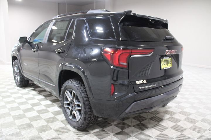 2026 GMC Terrain AT4 - Photo 8