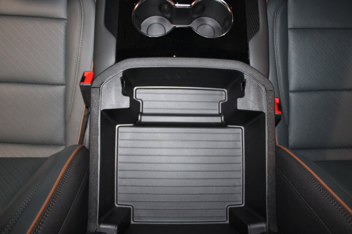 2026 GMC Yukon XL AT4 - Photo 34
