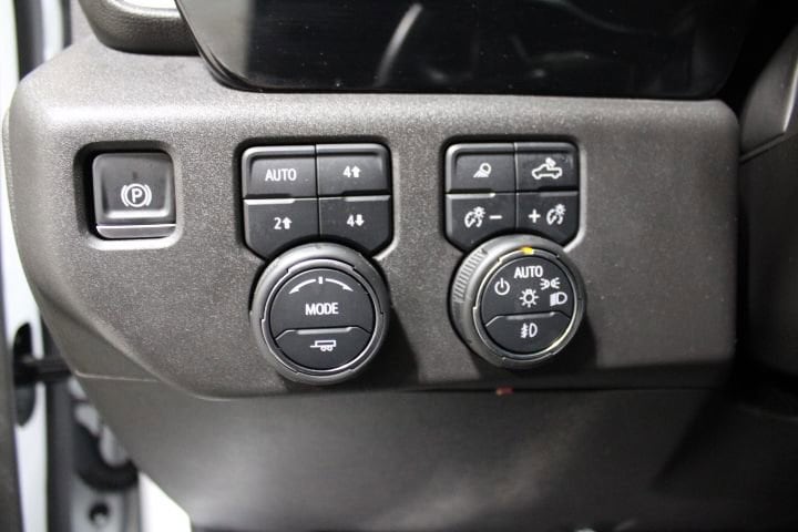 2025 Chevrolet Silverado 1500 LTZ - Photo 45