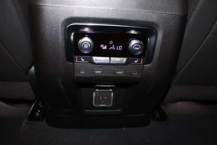 2026 GMC Yukon XL AT4 - Photo 25