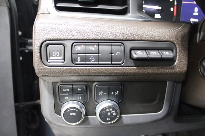 2021 GMC Yukon Denali - Photo 41