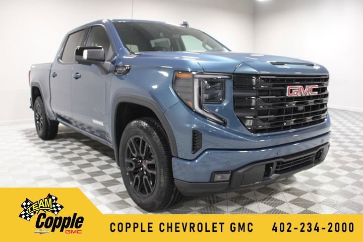 2026 GMC Sierra 4WD Crew Cab Short Box Elevation's photo