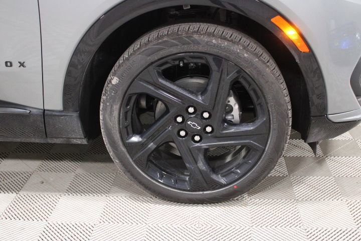 2026 Chevrolet Equinox EV RS - Photo 30
