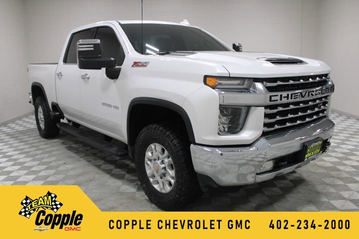 2022 Chevrolet Silverado HD LTZ's photo