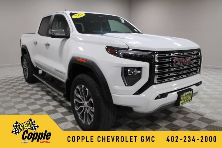 Summit White 2023 GMC Canyon Pickup Truck Four-Wheel Drive Automatic