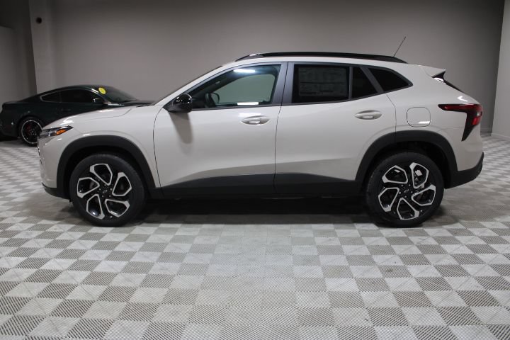 2026 Chevrolet Trax RS - Photo 8