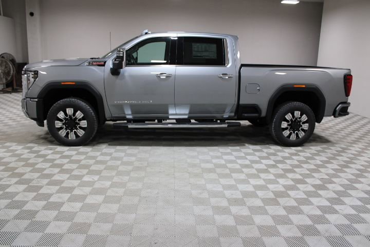 2026 GMC Sierra 2500HD Denali - Photo 9