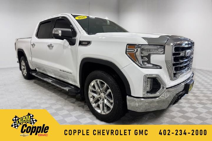 2020 GMC Sierra 4WD Crew Cab Short Box SLT's photo