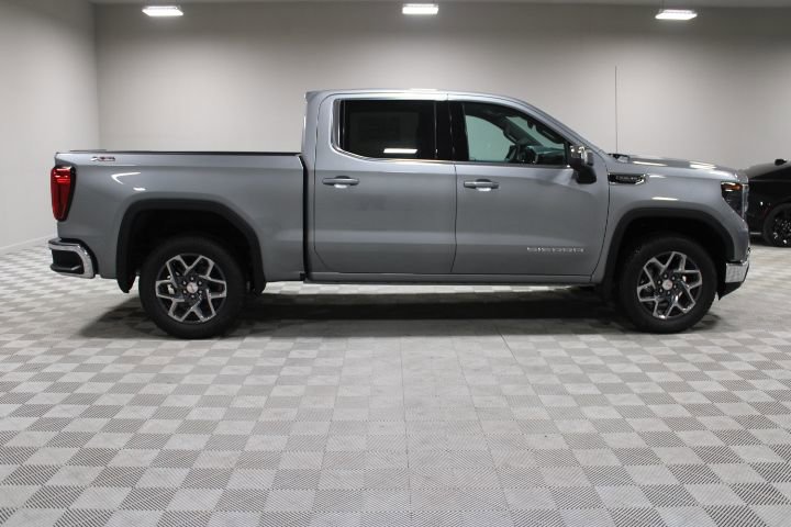 2026 GMC Sierra 1500 SLE - Photo 12