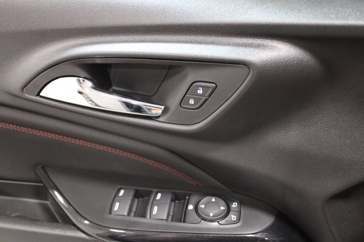 2026 Chevrolet Trax RS - Photo 17