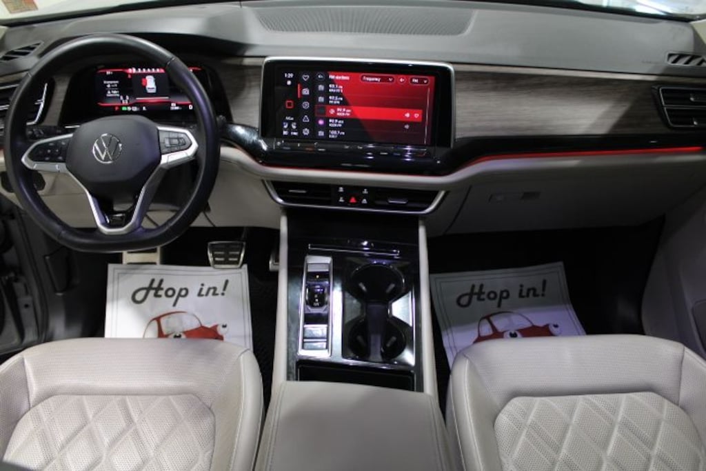 Used 2024 Volkswagen Atlas 2.0T SEL Premium R-Line SUV