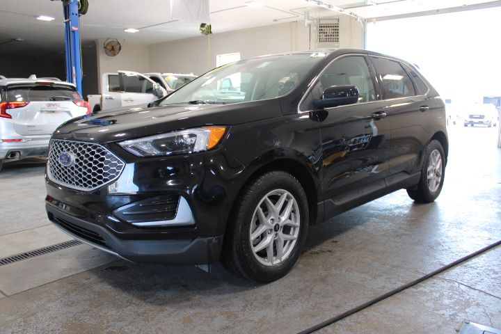 2024 Ford Edge SEL photo 4