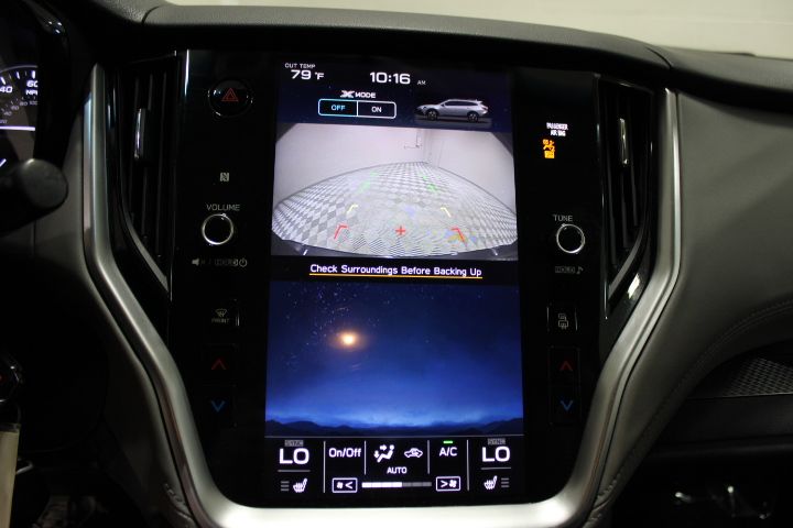 2020 Subaru Outback Premium photo 3