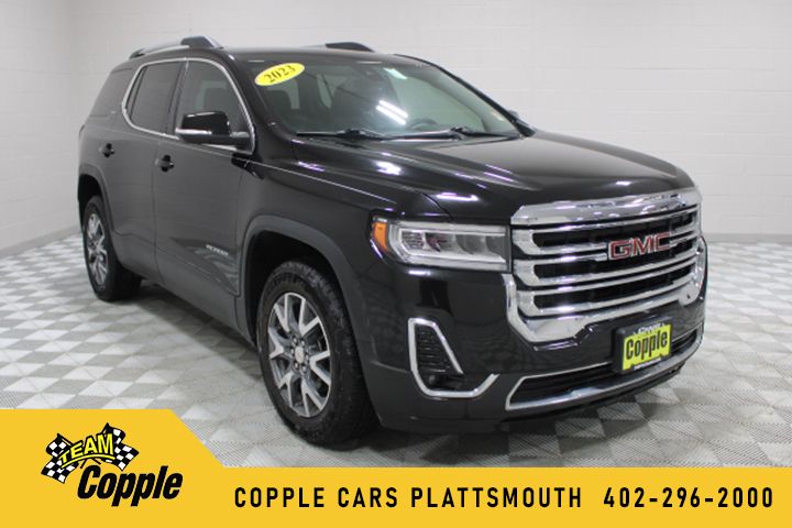 2023 GMC Acadia SLT's photo