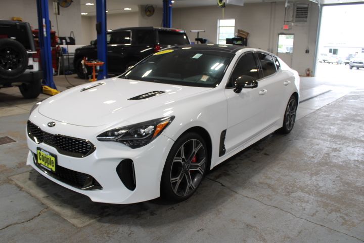 2021 Kia Stinger GT2 photo 4