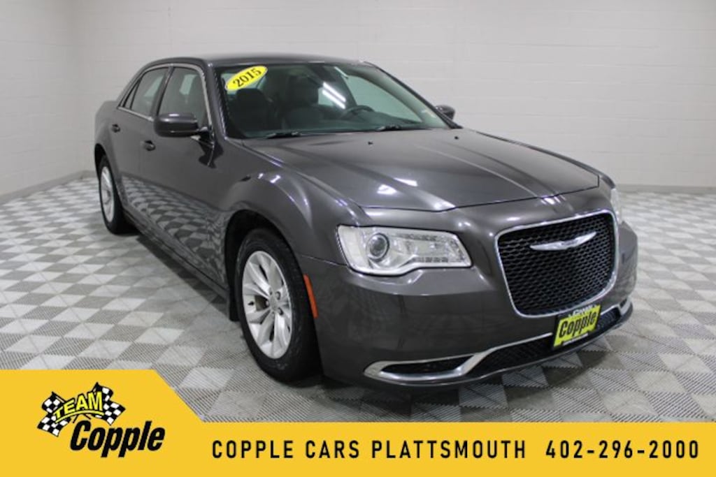 Used 2015 Chrysler 300 Limited Sedan