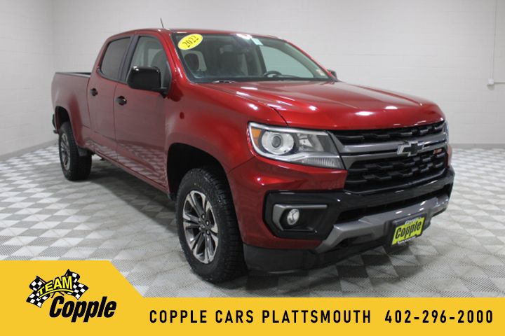 Cherry Red Tintcoat 2022 Chevrolet Colorado Z71 Crew Cab 4WD Pickup Truck Four-Wheel Drive 8-Speed Automatic