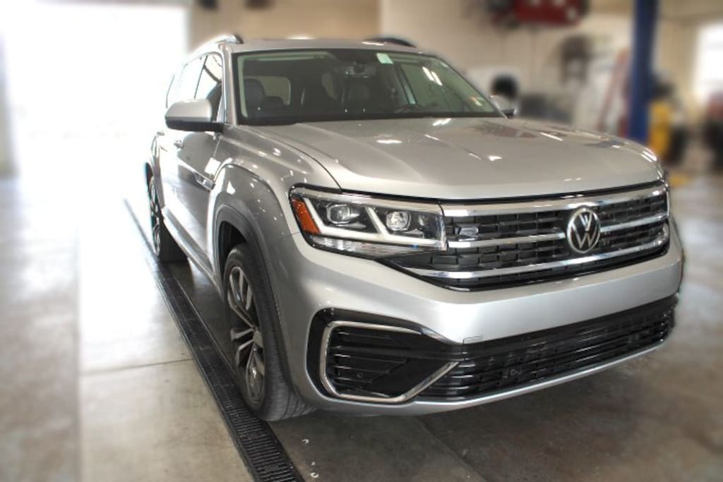 Used 2021 Volkswagen Atlas 3.6L V6 SE w/Technology R-Line 4MOTION SUV