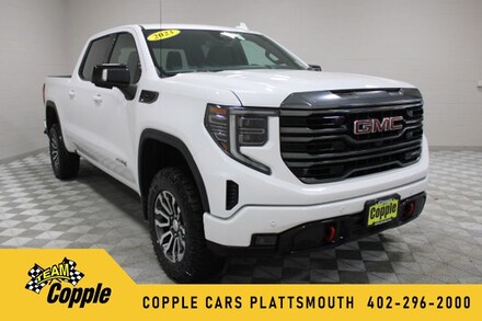2023 GMC Sierra 1500 AT4 Truck Crew Cab