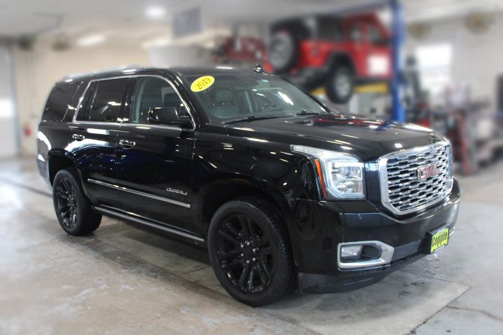 2019 Gmc Yukon Denali photo 2