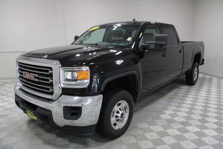 2017 Gmc Sierra SLE photo 3