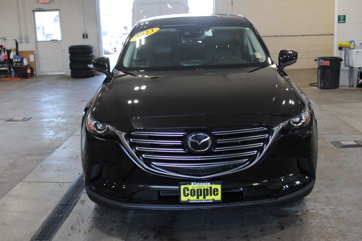 2023 Mazda CX-9 Touring photo 3