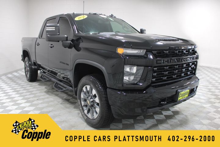 2022 Chevrolet Silverado HD Custom's photo