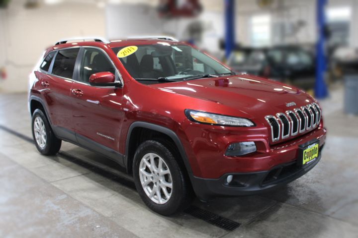 2014 Jeep Cherokee Latitude photo 2