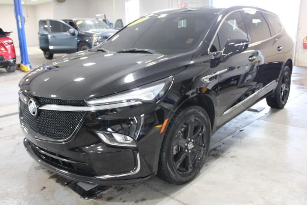 Used 2024 Buick Enclave Essence SUV