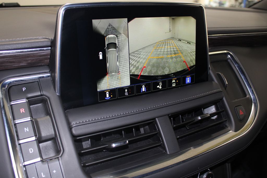 2024 Chevrolet Tahoe Z71 photo 3