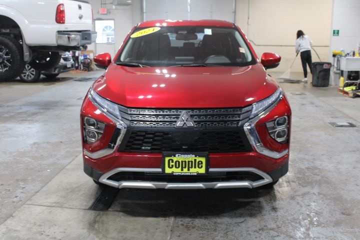 2024 Mitsubishi Eclipse Cross SE photo 3