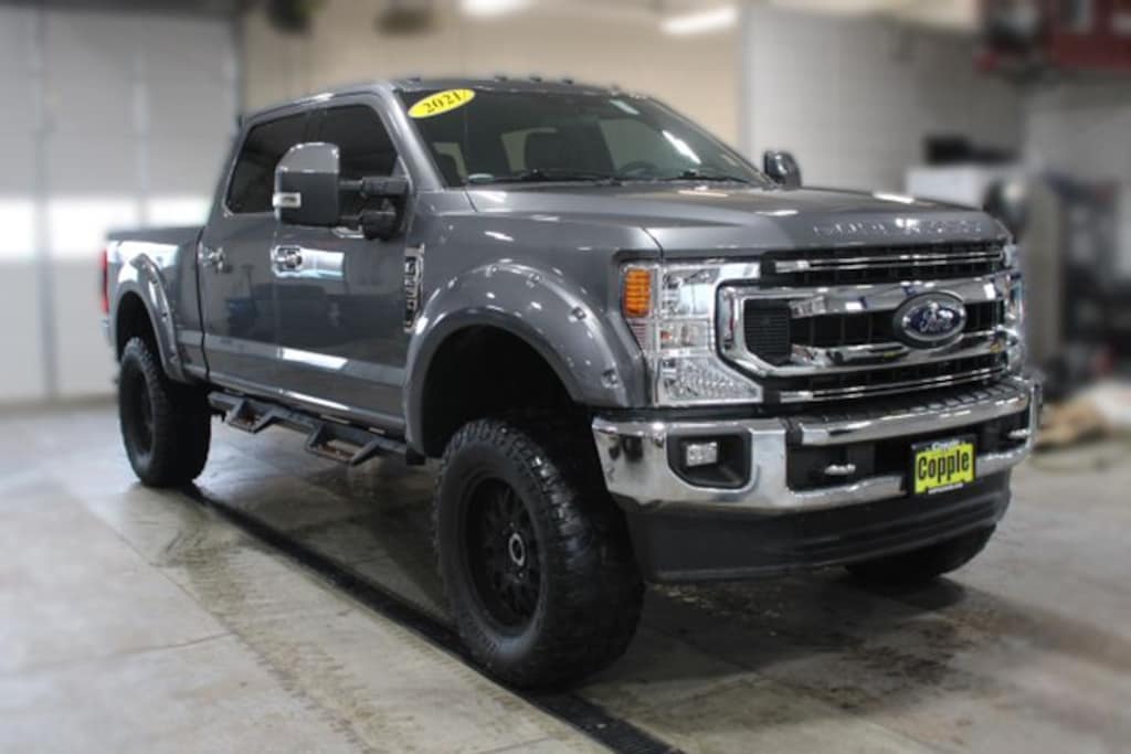 Used 2021 Ford F-250 XLT Truck Crew Cab