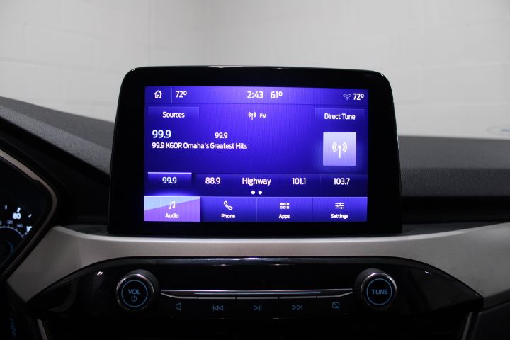 2022 Ford Escape SEL photo 3