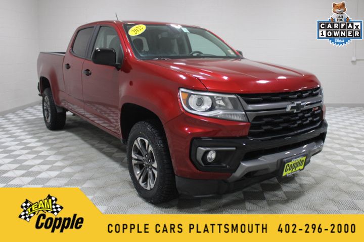 Cherry Red Tintcoat 2022 Chevrolet Colorado Z71 Crew Cab 4WD Pickup Truck Four-Wheel Drive 8-Speed Automatic