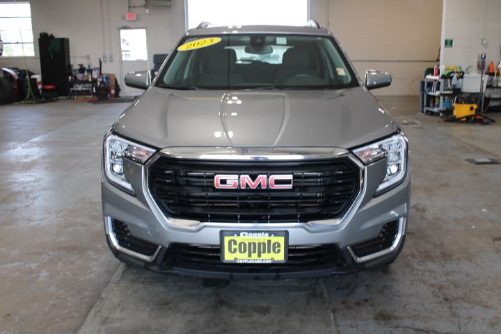 2023 Gmc Terrain SLE photo 2
