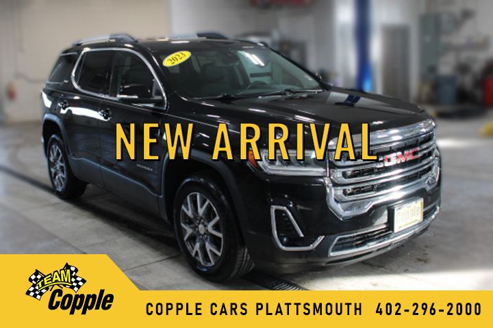 2023 GMC Acadia SLT's photo