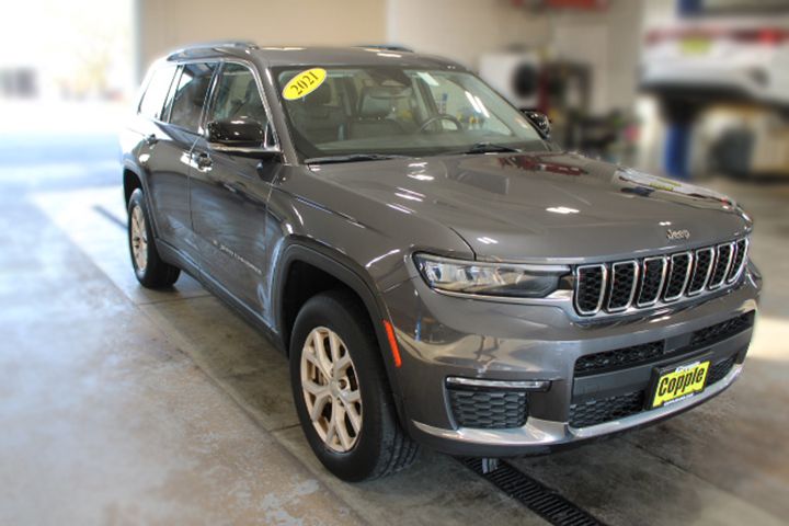 2021 Jeep Grand Cherokee Limited photo 2