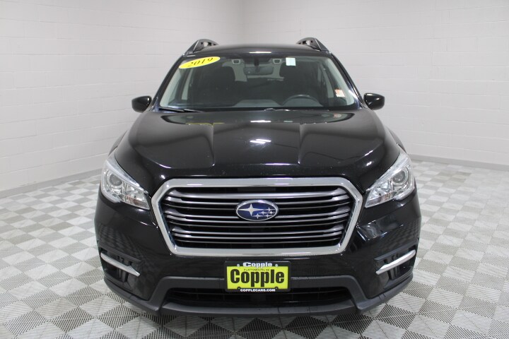 2019 Subaru Ascent Premium photo 2