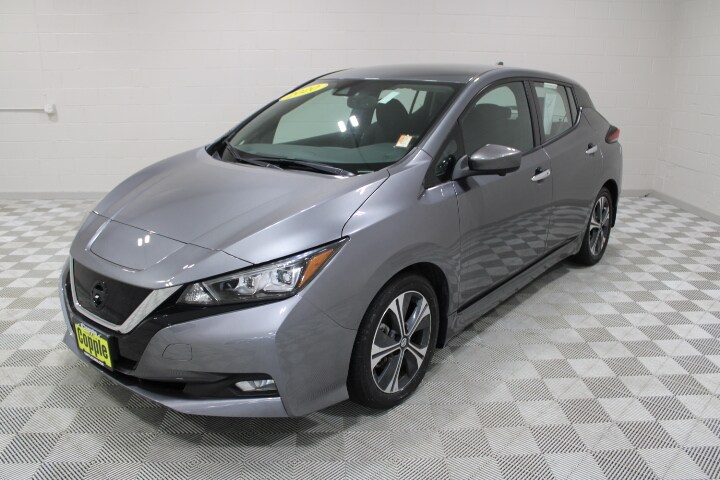 2020 Nissan Leaf SV photo 3