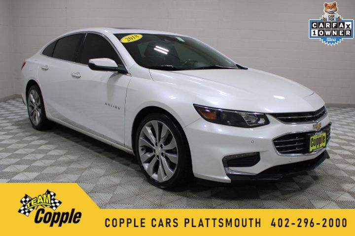 White (Iridescent Pearl Tricoat) 2018 Chevrolet Malibu Premier FWD Sedan Front-Wheel Drive 9-Speed Automatic