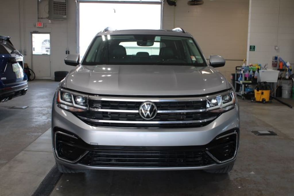Used 2021 Volkswagen Atlas 3.6L V6 SE w/Technology R-Line 4MOTION SUV