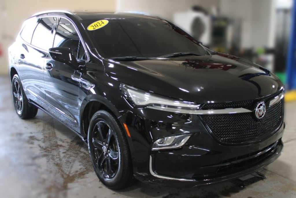 Used 2024 Buick Enclave Essence SUV