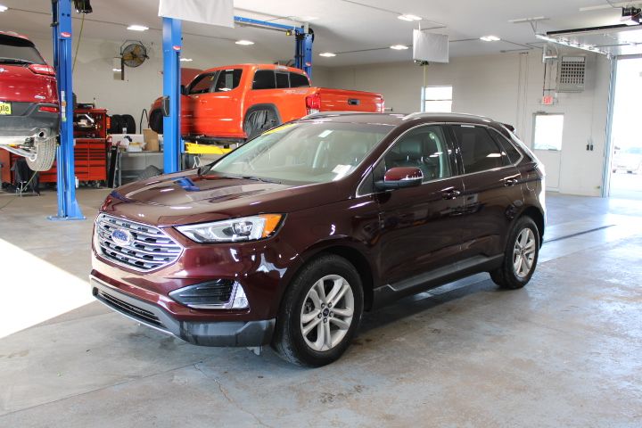 2019 Ford Edge SEL photo 4