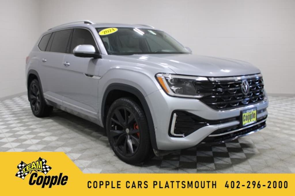 Used 2024 Volkswagen Atlas 2.0T SEL Premium R-Line SUV