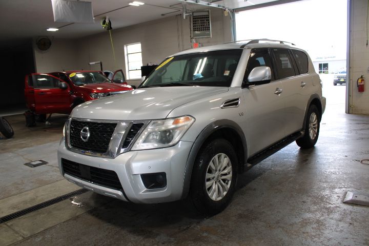2017 Nissan Armada SV photo 4