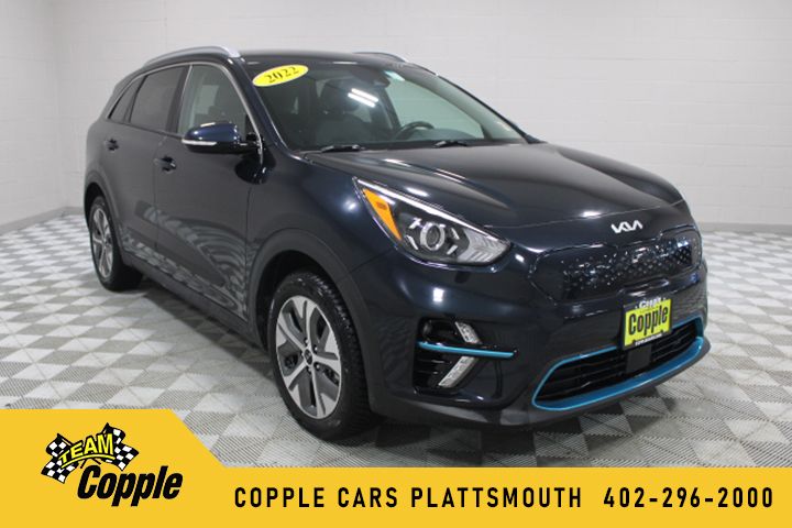 2022 Kia Niro EX's photo